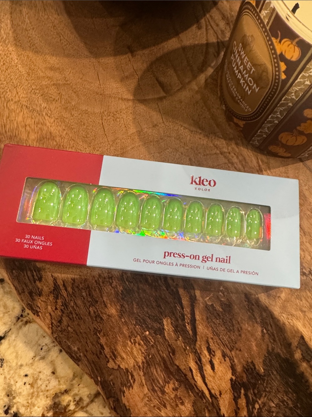 Kleo Kolor Neon Green Press-On Gel Nails — Glossy Lime Set